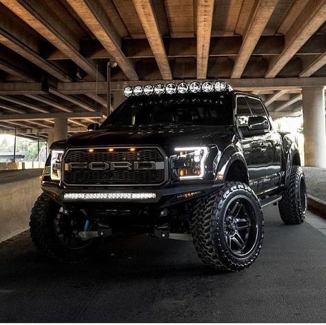 Truk Ford, Raptor Truck, Nice Trucks, Ford Trucks F150, Ford F150 Raptor, Trucks Lifted Diesel, Ford Suv, Ford Ranger Truck, Black Truck