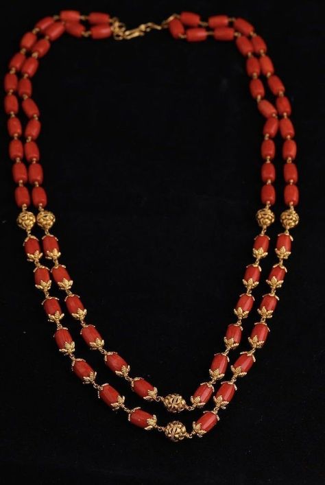 Corals Jewellery Indian, Pavalam Gold Chain, Coral Beads Jewellery, Big Earrings Gold, Coral Jewelry Vintage, Coral Jewellery, Red Coral Jewellery, Coral Jewelry Set, Pearl Jewelry Design