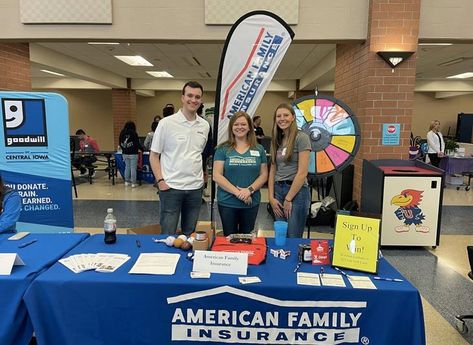 The Prize Wheel attracted students to the American Family Insurance booth at a youth job fair at Urbandale High School in Urbandale, Iowa. Prize Wheel, Job Fair, Colorful Wallpaper, Iowa, Basketball Court, Insurance, High School, Wheel