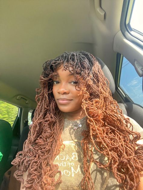 curly sisterlocs Sister Locs Sisterlocks Styles Long, Sister Locs With Beads, Sisterloc Bangs, Sisterlocks With Bangs, Sisterlock Bangs, Auburn Sisterlocks, Sister Locs Aesthetic, Sister Locs With Bangs, Microlocs With Bangs