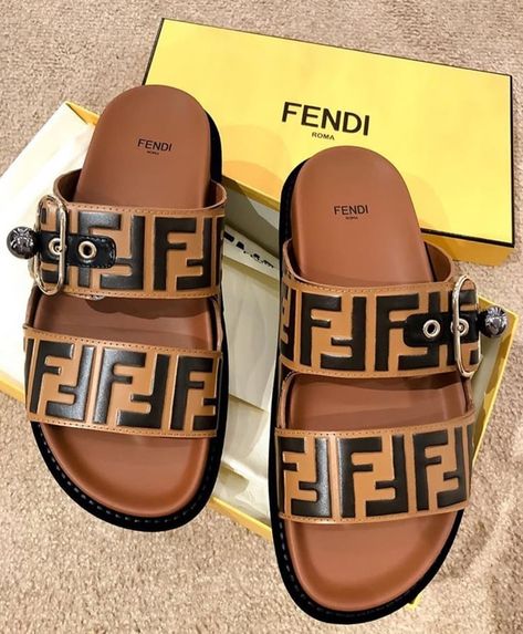 Discovered by J.. Find images and videos about fashion, shoes and fendi on We Heart It - the app to get lost in what you love. Fendi Slides, Fendi Sandals, Luxury Slides, Fendi Logo, Fendi Shoes, Buckle Sandals, Slipper Sandals, Designer Sandals, Casual Flats