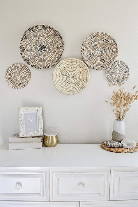 Basket Wall Bedroom, Flat Baskets Wall Decor, Basket Wall Decor Modern, Wall Basket Decor Living Room, Woven Basket Decor, Woven Basket Wall Decor, Wicker Wall Baskets, Rattan Wall Decor, Woven Basket Wall