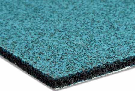 Laying Carpet, How To Lay Carpet, Diy Doctor, Carpet Ideas, Carpet Underlay, Wooden Floorboards, Types Of Carpet, Timber Flooring, What Type