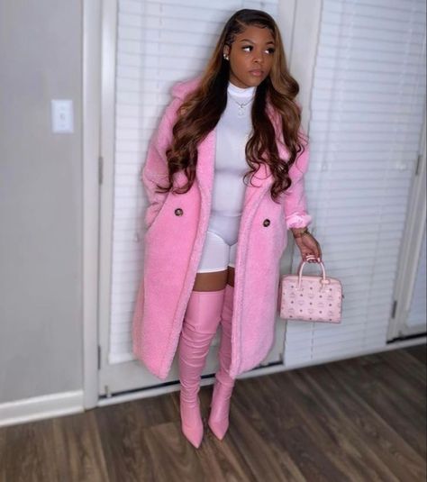 Oversized Hoodie Outfit Thigh High Boots, Casual Heels Outfit Winter, Valentine’s Day Date Outfits For Women, Valentines Day Outfits Black Women Dress, Valentine's Outfits For Women, Valentine’s Day Fits, Baddie Pink Outfits, Pink And White Outfit Ideas, Valentines Fits