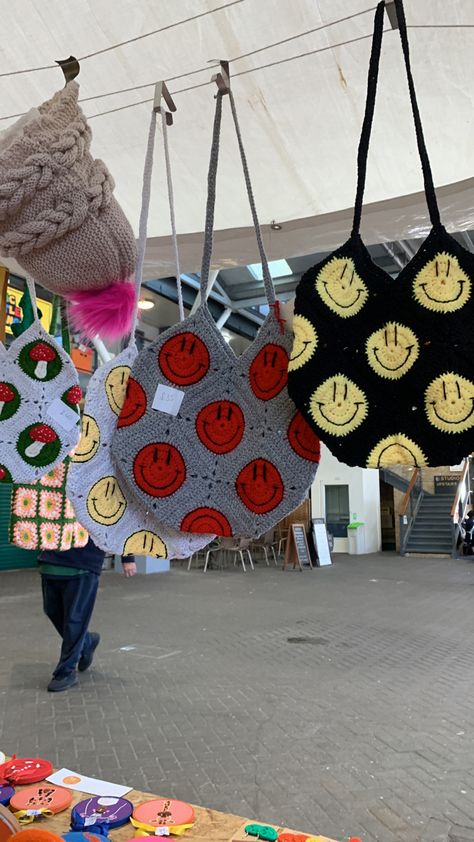 Smiley Face Crochet, Crochet Tote Bags, Crochet Tote Bag, Crochet Tote, Smiley Face, Crochet Bag, Smiley, Tote Bags, Tote Bag