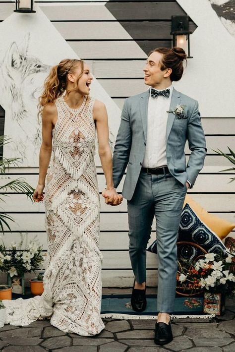 18 Stylish Groom Attire For Bohemian Wedding | Wedding Forward Bohemian Wedding Attire, Bohemian Groom, Casual Grooms, Groom Wedding Attire, Wedding Suits Groom, Boho Wedding Inspiration, Wedding Attire Guest, Foto Poses, Wedding Forward