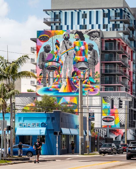 Welcome to Wynwood Miami 🧑🎨💥 This amazing mural in the gateway to Wynwood Art’s District by @Okudart and @2alasofficial • Wynwood is one of the city’s most happening and vibrant districts. #wynwoodmiami #miamilove Wynwood Art District Miami, Miami Street Art, Flamingo Room, Wynwood Walls Miami, Miami Art District, Miami Wynwood, Southern Things, Miami Design District, Wynwood Miami