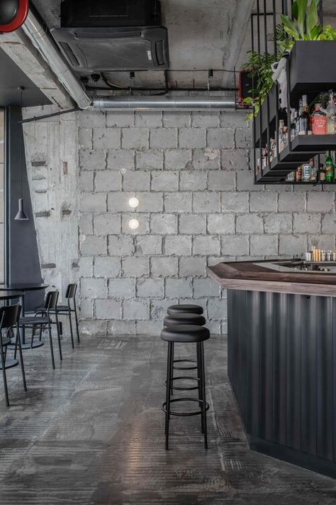 Protagonist — balbek bureau Cafe Industrial, Coffee House Design, Cafe Counter, Ukraine Cities, Industrial Cafe, Ceiling Texture, Communal Table, Coffee Shop Aesthetic, Hotel Room Design