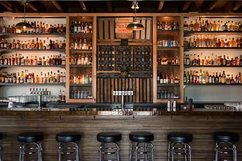 Back Bar Design, Sport Bar Design, Bar Counter Design, Bar Shelves, Bar Interior Design, Home Bar Designs, Counter Design, Bar Interior, Garage Bar