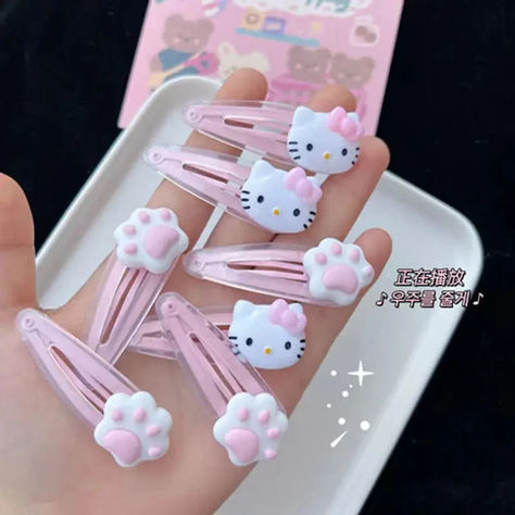 Cute Anime Hair, Hello Kitty Hair Clips, Hello Kitty Hair, Kawaii Hair Clips, Kawaii Hair, Hello Kit, Kawaii Hairstyles, Hello Kitty Cartoon, Anime Hair