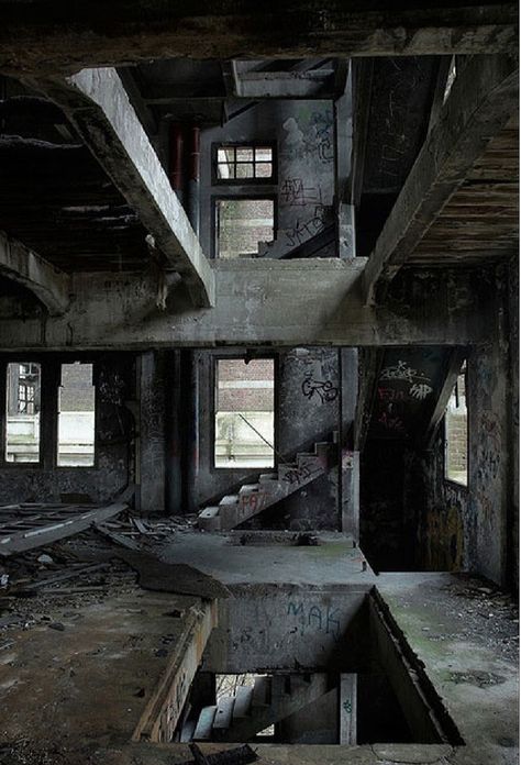 Apocalypse Landscape, Dystopian Aesthetic, Abandoned City, Apocalypse Aesthetic, Derelict Buildings, Brutalism Architecture, Ruined City, Building Aesthetic, Abandoned Buildings