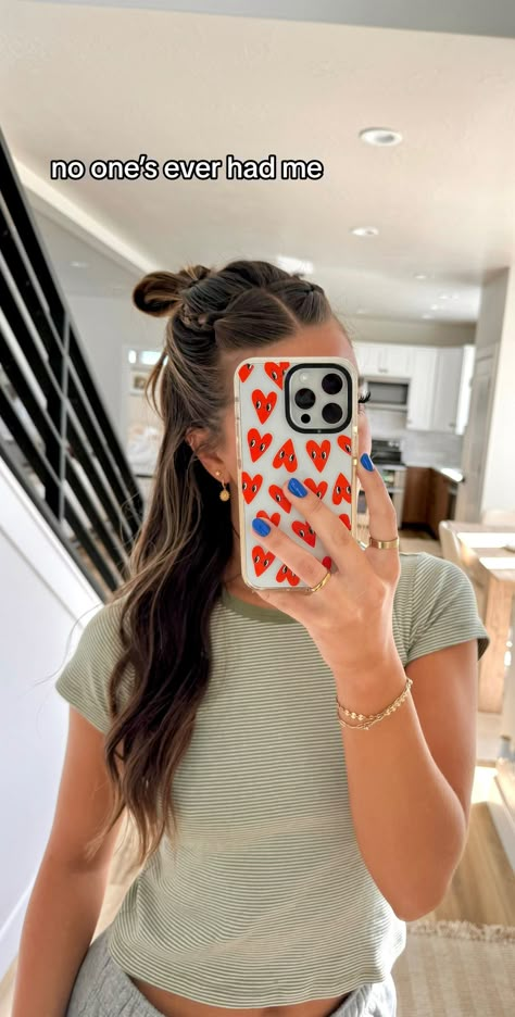 Halle Anne (@hallesoswag) | TikTok Halle Hairstyles, Halle Sandberg Hairstyles, Halle Sandberg Hair Brown, Halle So Swag Tiktok, Halle So Swag, Hal Pal, Halle Bailey And Halo, Halle Sandberg, Easy Hair Updos