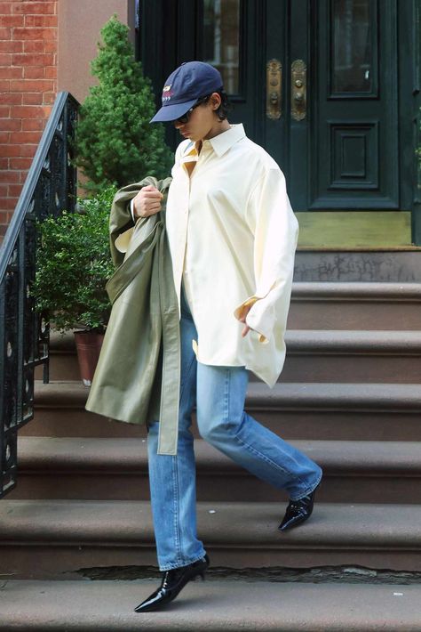 Taylor Russell Knows the Secret Sauce of Masterclass Menswear Stile Casual Chic, Taylor Russell, New York Street Style, Celebrity Street Style, Mode Inspo, Looks Style, Fall Winter Outfits, Fashion Killa, Look Fashion