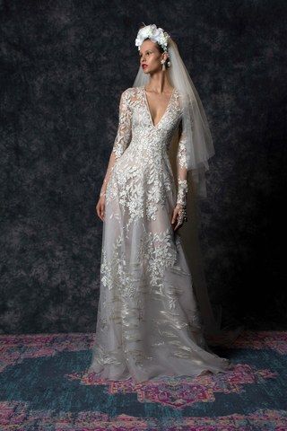 Naeem Khan Bridal, Fair Wedding, Cocktail Length Dress, Sheath Wedding Dress Lace, Lace Ball Gowns, Naeem Khan, Designer Bridal Gowns, Traditional Wedding Dresses, Wedding Dress Couture