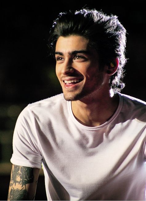 Zayn Malik Zany Malik, Zayn Malik Style, Where We Are Tour, Zayn Malik Photos, One Direction Louis, Very Important Person, Zayn Malik Pics, One Direction Pictures, Zayn Malik