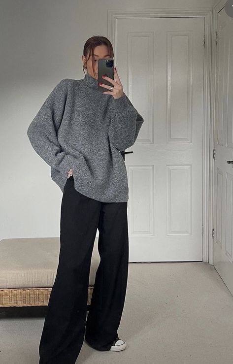 Black Pants Outfit Winter, Wide Leg Pants Outfit Work, Knit Pants Outfit, Normcore Outfits, Pants Outfit Work, Black Pants Outfit, Wide Leg Pants Outfit, Knit Sweater Outfit, Winter Pants Outfit