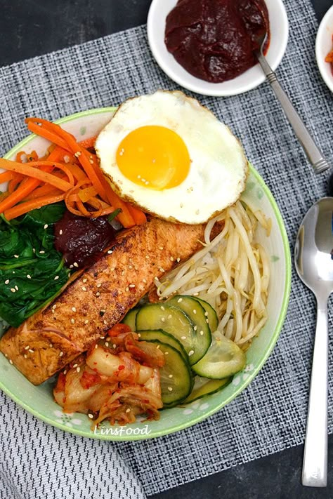 Salmon Bibimbap Korean Rice Bowl with kimchi Korean Salmon Rice Bowl, Salmon Kimchi Bowl, Korean Salmon Bowl, Salmon Bibimbap, Salmon Bisque Recipe, Korean Rice Bowl Recipe, Salmon Kimchi, Salmon Bisque, Popular Korean Food