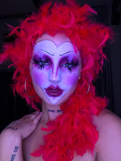 #photoshoot #makeup #creative #fashion #nonbinary #genderfluid #queer #inspo #style #alt #clown #makeup #drag #aesthetic Drag Clown Makeup, Clown Drag Makeup, Easy Drag Makeup, Drag King Aesthetic, Easy Drag Queen Makeup, Alt Clown Makeup, Drag Outfit Ideas, Drag Makeup Ideas, Drag Queen Aesthetic