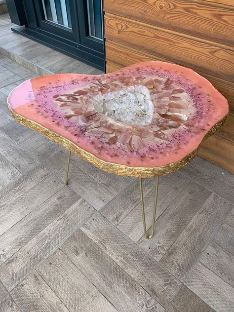 Geode Table, Resin Coffee Table, Table Resin, Resin Geode, Table Epoxy, Resin Furniture, Room Deco, Resin Projects, Blue Table