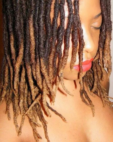 Nice blond loc tips~ Dyed Loc Tips, Ombre Locs, Loc Tips, Lock Painting, Starting Locs, Dyed Locs, Loc Accessories, Dyed Dreads, Red Tips