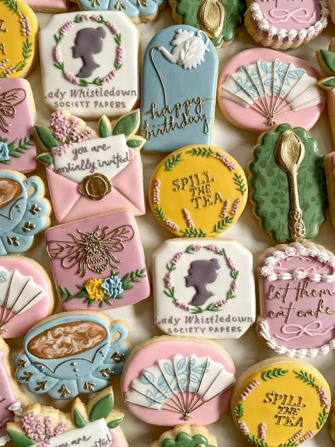 Bridgerton Sugar Cookies, Bridgerton Cookies, Bakery Art, Bee Cookies, 21 Diner, Candle Cookies, Cookies Ideas, Sugar Icing, Frame Ideas