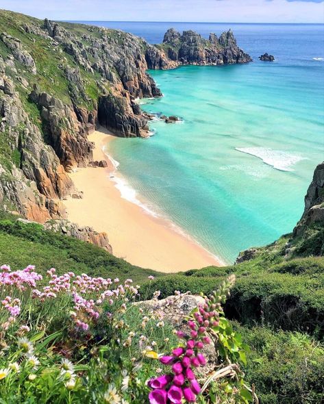 Cornwall Coast, Cornwall Beaches, Uk Beaches, Holiday Places, Cornwall England, Wonderful Picture, Beautiful Locations Nature, Seaside Towns, Summer Travel