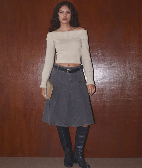 Midi Skirt Outfit Aesthetic, Librarian Chic Outfits, Pleated Midi Skirt Outfit, Gray Skirt Outfit, Skirt Outfits Aesthetic, Denim Pleated Skirt, Pleated Denim Skirt, Grey Pleated Skirt, Pleated Skirt Outfit