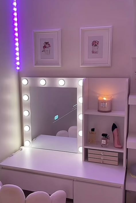 Kmart Bedroom Ideas Decor, Vanity Inspo Aesthetic, Clean Aesthetic Room, Aesthetic Vanity, Vanity Inspo, Skincare Sephora, Room Organization Bedroom, White Room Decor, Luxury Room Bedroom