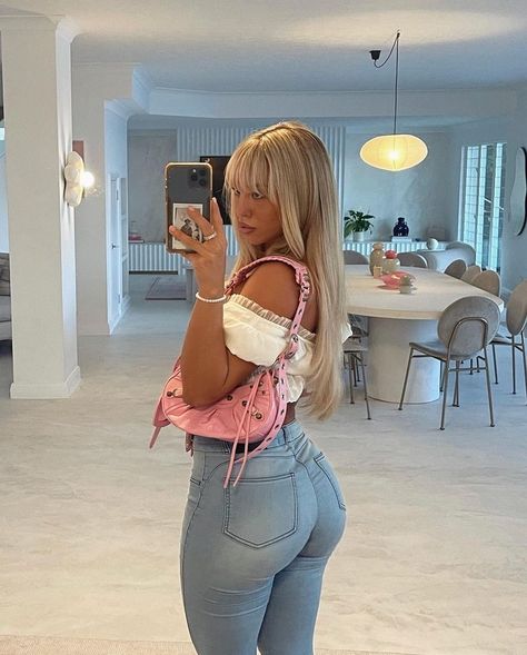 Tammy Hembrow Fitness, Boyfriend Facts, Tammy Hembrow, Workout Results, Denim Chic, Fitness Experts, Cute Fits, Louis Vuitton Bag Neverfull, Pregnant Women