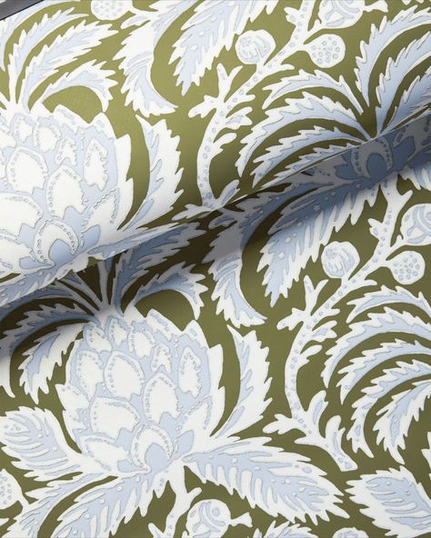 (ad) These twenty-seven bedroom wallpaper ideas are your solution to unchanging still bold design. From perpetual prints to offbeat, highly developed renditions, ... Artichoke Wallpaper, Serena And Lily Wallpaper, Lily Wallpaper, Serena And Lily, Coastal Blue, Kitchen Wallpaper, Serena & Lily, Sand Color, Green Wallpaper