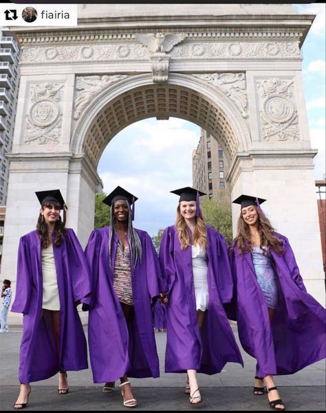 University Manifestation, Grad Pic Ideas, Nyu Law, Nyu Stern, Academic Regalia, 2023 Vibes, Studying Girl, Dream University, College Vision Board