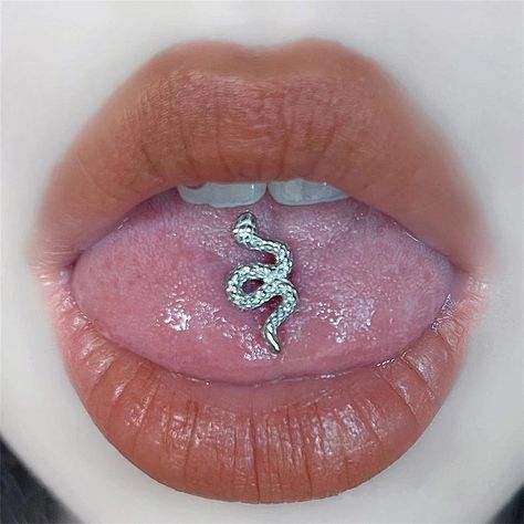 Diamond Tongue Piercing, Tongue Piercing Jewelry Unique, Tongue Piercing Aesthetic, Cute Tongue Rings, Cute Tongue Piercing, Snake Tongue, Tongue Stud, Tongue Jewelry, Piercing Bouche