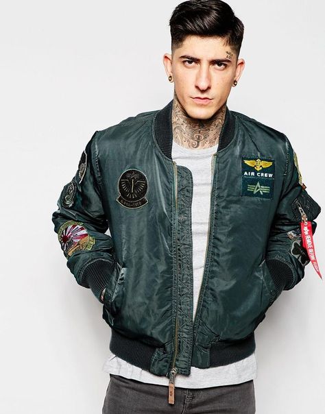 Jacket With Patches, Pharrell Williams, Bomber Jackets, Mens Street Style, Latest Fashion Clothes, Jacket Outfits, Men's Style, Men Fashion, Moda Masculina