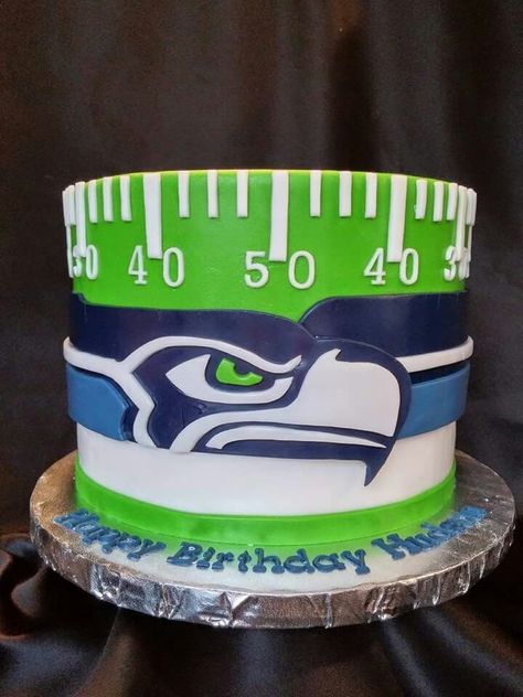 Seattle Seahawks Birthday Party Ideas, Seahawk Cake, Boyfriend Cake Ideas, Seattle Seahawks Cake, Boyfriend Cake, Seahawks Cake, Chocolate Cupcakes Decoration, Seahawks Pictures, Yoda Birthday