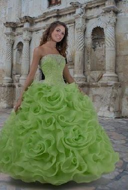 green wedding dresses Lime Green Prom Dresses, Wedding Dress Green, Green Flower Dress, Lime Green Weddings, Green Weddings, Light Green Dress, Green Wedding Dresses, Wedding Dress Cake, Bow Wedding Dress