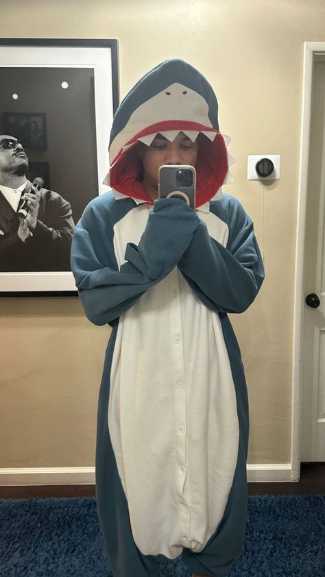 Shark Onesie Aesthetic, Shark Costume Halloween, Shark Onesie Halloween Costumes, Shark Costume Ideas, Shark Aesthetic Outfits, Halloween Onesie Costumes, Shark Costume Women, Sharkcore Outfits, Halloween Costumes Onesies