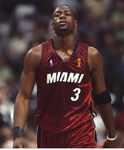 2,998 Likes, 25 Comments - LYFE. (@lyfebrand) on Instagram: “🏆🏆🏆 #WelcomeBack” D Wade, Dwayne Wade, Basketball Background, Sport Portraits, Nba Miami Heat, Kobe Bryant Wallpaper, Basketball Photography, Charles Barkley, Basketball Quotes