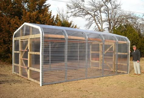 greenhouse Como Plantar Pitaya, Green House Ideas, Diy Greenhouse Plans, Greenhouse Shed, Build A Greenhouse, Backyard Greenhouse, Greenhouse Kit, Greenhouse Ideas, Greenhouse Plans