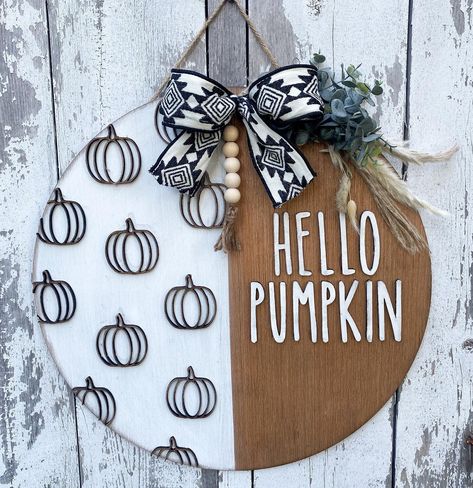 Fall Door Hanger Ideas, Door Hanger Bows, Hey There Pumpkin, Fall Porch Decor, Fall Thanksgiving Wreaths, Fall Door Hanger, Wood Adhesive, Door Signs Diy, Front Door Sign