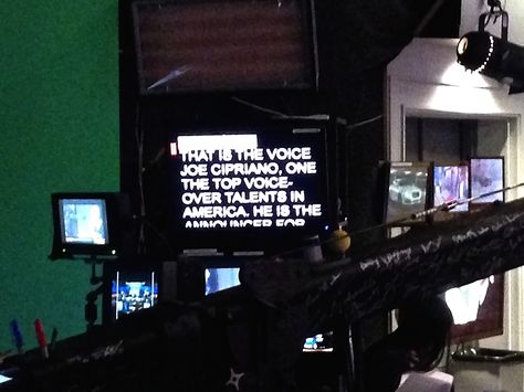 The view from the anchor desk of the teleprompter. News Room Aesthetic, News Anchor Aesthetic, Anchor Aesthetic, Broadcast News, Dream Jobs, Tv Anchors, Live On Air, Morning News, Office Siren