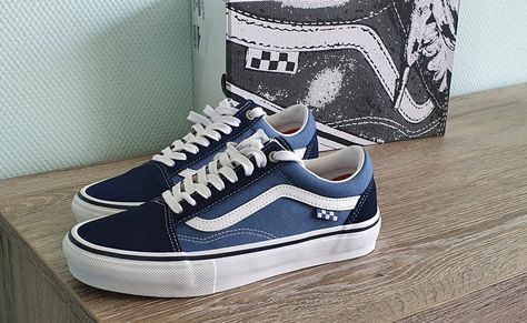 Vans skate old skool - navy Vans Azul, Vans Old Skool Navy, Vans Old School, Vans Skate, Navy Outfit, Vans Authentic, Vans Old Skool, Old Skool, Vans Old Skool Sneaker