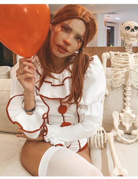 Pennywise, it movie, clown, costume, Hallowen Penny Wise Girl Costume, Halloween Costumes It Clown, It Women Costume Clown, Pennywise Woman Costume Diy, Pennywise Girl Costume, Pennywise Cute Costume, Women’s Pennywise Costume, Clown Halloween Costumes, Hot Halloween Outfits