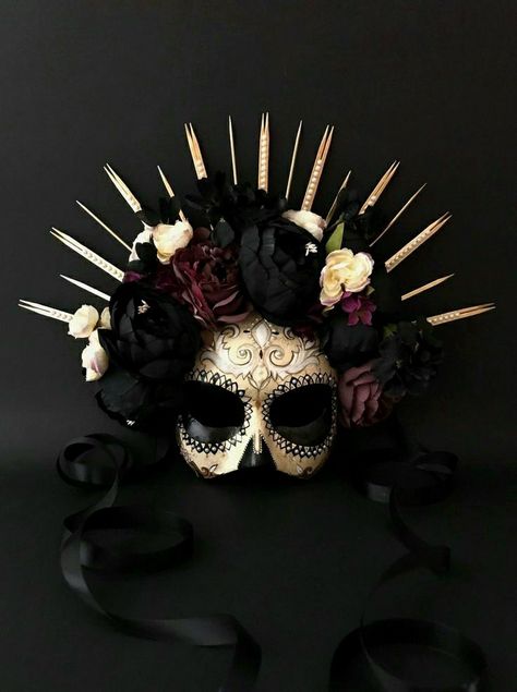 Catrina Mask, Day Of The Dead Mask, Bridesmaid Crown, The Mask Costume, Festival Headpiece, Mascaras Halloween, Black Peony, Boho Flower Crown, Half Mask