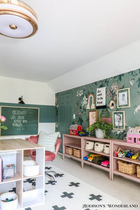 Conservatory Playroom, Green Playroom, Big Kids Playroom, Pink Playroom, Green Girls Rooms, Playroom Mural, Small Playroom, Summer Living Room, Baby Playroom