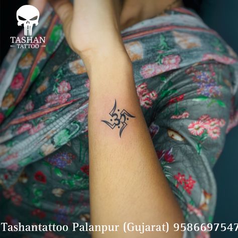 TashanTattoo
AshokTattooWala
S.4.5,Tirupati plaza
Opp. New bus stand
Near gd modi collage
Palanpur (gujrat)
9586697547
9687533310 Swastik Tattoo, Shiva Tattoo Ideas, Mens Haircuts Thick Hair, Krishna Tattoo, Fruit Art Print, Hand Tattoos For Girls, Shiva Tattoo Design, Cute Good Morning Images, Shiva Tattoo