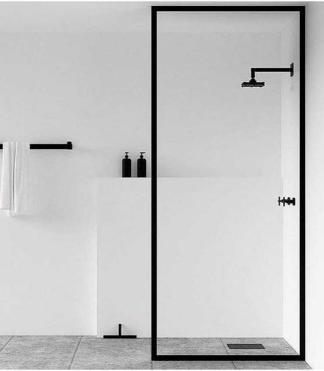 Small Shower Room Design, Black Carpet Bedroom, Shower Room Design, Carpet Runners For Hallways, Hba Design, Susan Sullivan, Swedish Interior Design, Room Minimalist, Mirror Makeover