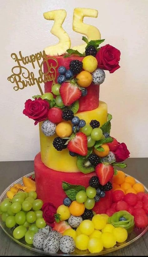 Cake Made Of Fruit Birthday, Wedding Fruit Cake, Cake Buah, Cake Made Of Fruit, Fruit Magic, Fruit Topped Cake, Watermelon Cakes, Edible Fruit Arrangements, Fruit Birthday Cake