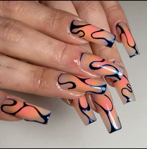 There's a new beauty trend taking over Instagram and it's absolutely stunning. Say hello to "quartz nails". Orange Aura, Rave Nails, Blue Chrome Nails, Quartz Nails, New Nail Trends, Orange Nail Designs, Chrome Nails Designs, Blue Chrome, Magic Nails