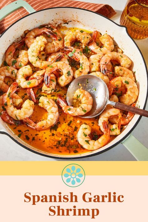 Make Spanish Garlic Shrimp In Just 20 Minutes Flat Spanish Garlic Shrimp, Spanish Shrimp, Carbonara Ingredients, Quick And Easy Appetizers, Shrimp Recipes Easy, Spaghetti Carbonara, Shrimp Dishes, Garlic Shrimp, Easy Dinner Ideas