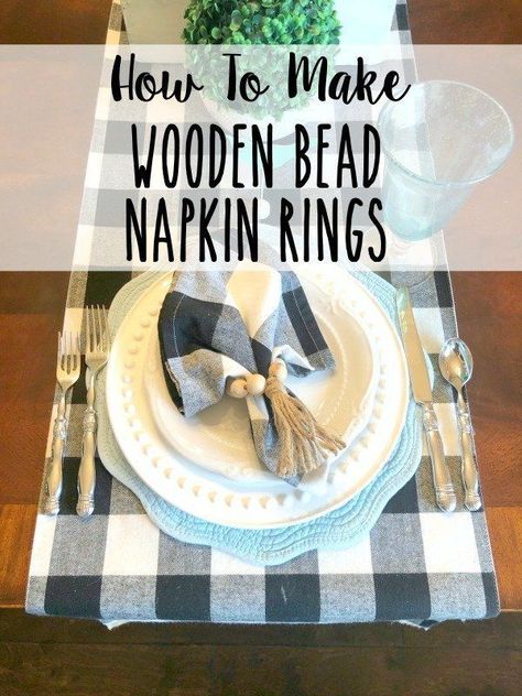 How To Makw, Bead Napkin Rings, Christmas Dining Decor, Wood Beads Diy, Napkin Rings Diy, Patina Paint, Beaded Napkin Rings, Beaded Items, Rings Diy